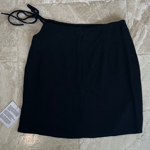 NWT Topshop Black Side Tie Linen Mini Skirt (Size US 4) - Picture 4 of 10